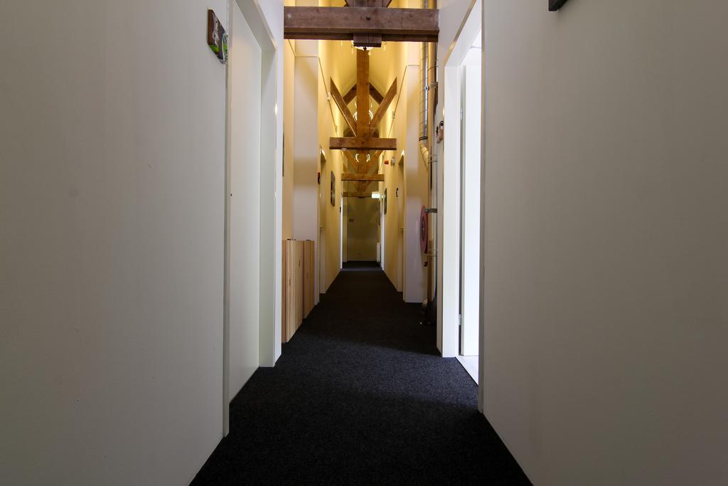 D'N Twist Overloon Room photo